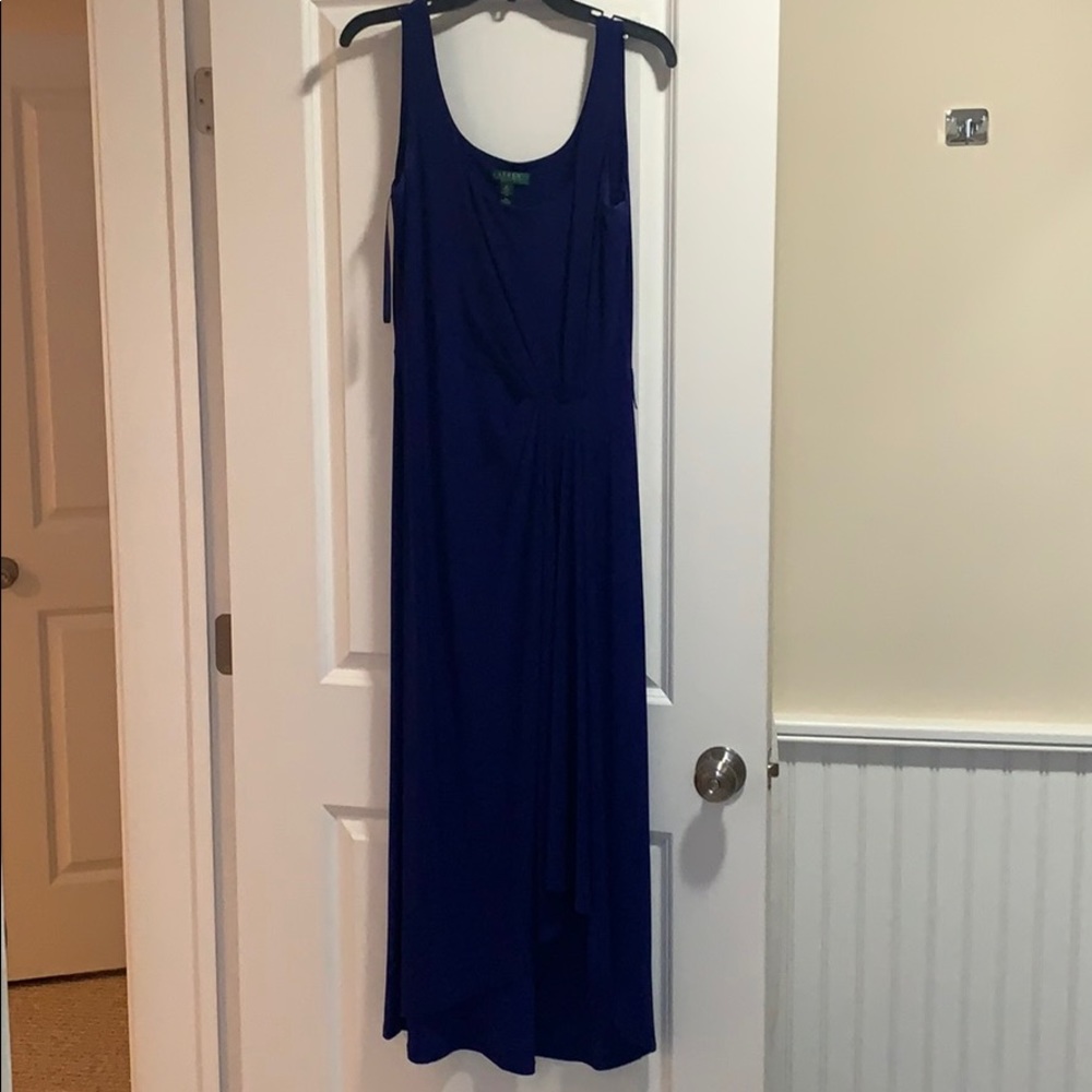 LAUREN Gorgeous blue dress!